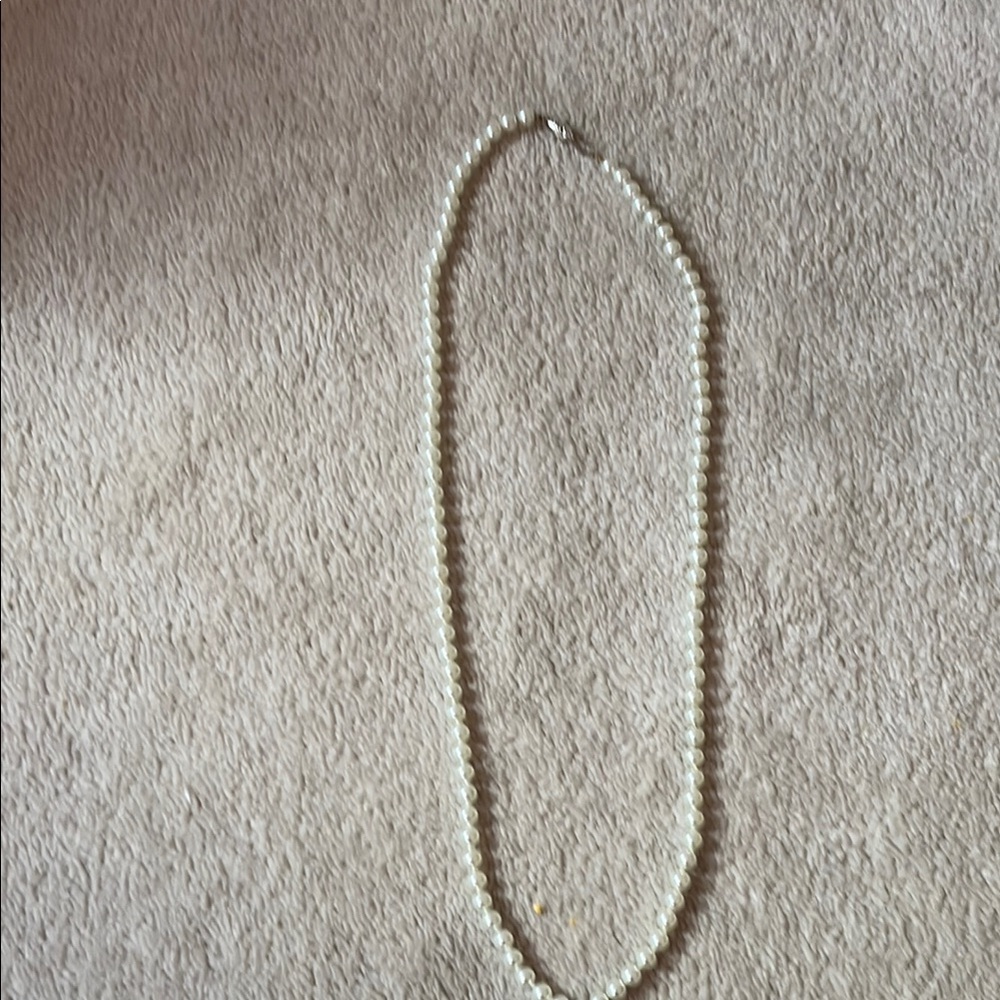 Elegant White Pearl Necklace